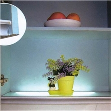 最新免拉手上柜底板灯铝合金底板灯