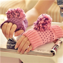 8374韩版秋冬毛线手套女撞色可爱毛球半指手套露指保暖手套