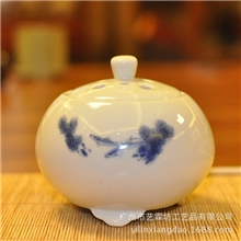 电子熏香炉厂家艺霖坊，专业制作陶瓷工艺品薰香炉，香薰炉礼品