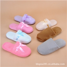 2013冬天保暖棉拖鞋小圆点拖鞋软底室内地板拖鞋男女情侣款