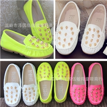 【中国好童鞋】秋季新款男童女童单鞋豆豆鞋骷髅头铆钉休闲鞋韩版