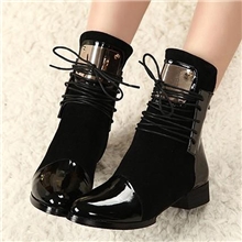 厂家批发外贸春秋新款真皮女靴英伦街头拼接马丁靴中跟金属短靴