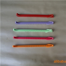 供应三鸿星冰刀鞋的花刀套，花样冰刀鞋二节保护套。球刀套