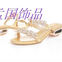 供应优质合金鞋花、鞋扣、彩钻亚克力鞋花、树脂钻鞋花。