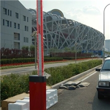 供应挡车器，道闸，自动道闸。遥控道闸。