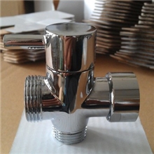 [厂家直供]经济型全铜快开分水器淋浴分水器