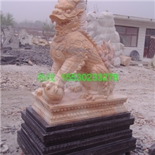 厂家直销-曲阳石雕汉白玉麒麟雕塑麒麟雕塑