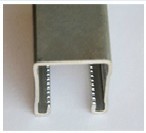 加筋带齿的C型钢双内卷C型槽天津冷弯型材