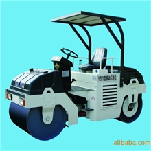 供应YZC3型振动压路机