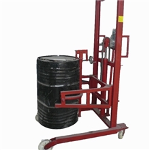 供应恒信树脂倒料车、油桶车、化工、柴油车、汽油、大桶车