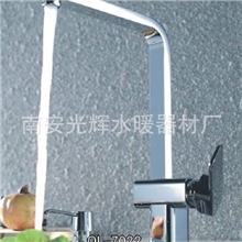 厂家热销QL-7022厨房菜盆龙头