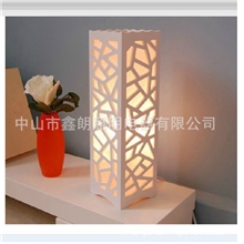 新款雕花镂空台灯创意宜家台灯卧室台灯床头灯简约调光装饰台灯