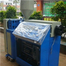Φ65挤出机
