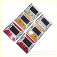 专业生产太阳能道钉灯铸铝道钉灯太阳能交通道钉灯质保一年