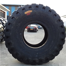 铲车轮胎（冷翻）