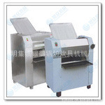 供应揉面压皮机，压面机，电动压面机，面条机器