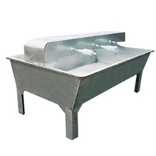 厂家供应半自动刷瓶机6头毛刷水槽式刷瓶池洗瓶机