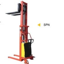 全新半电动堆高车电动堆高车叉车电动叉车