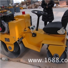 小座驾式压路机隆霄机械