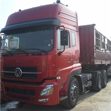 低价批发多种二手车汽车；半挂车。代办过户