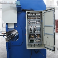 专业生产，数控折弯机。