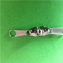 【诚信厂家】可定做拉链头颜色拉链头箱包拉链批发拉链批发