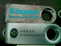 供应宝安塑胶丝印，耳机喷橡胶油，耳机喷油丝印移印