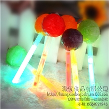 【伙拼】厂家批发发光夜光荧光棒棒糖果喜糖酒吧零食超市直供