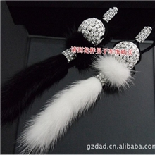 豪华汽车后视镜貂毛挂饰DAD水晶貂毛球挂饰带钻