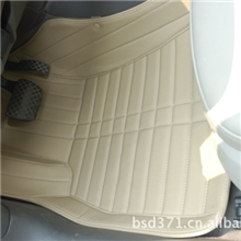 生产销售面包车专用皮革脚垫皮革大包围脚垫厂家