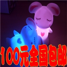 〖广告礼品〗创意发光小商品|七彩发光流氓兔|新款时尚广告礼品