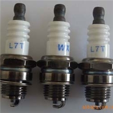 工厂直供152型两冲程WXL7T/BPM6A连体螺杆油锯割草机火花塞