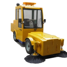 小型柴油清扫车