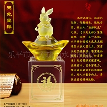 供应古法琉璃工艺品，琉璃兔摆件-玉兔呈祥