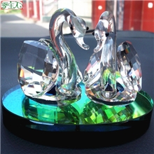 汽车香水座汽车内饰摆件淘宝热卖水晶礼品k9水晶天鹅