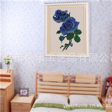 批发义乌多款卡通画创业项目钻绣蓝色妖姬家居装饰画混批热销中