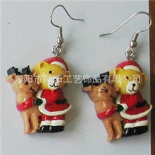 厂家直销圣诞老人圣诞花小鹿雪人树脂吊坠耳饰品，圣诞挂件加工