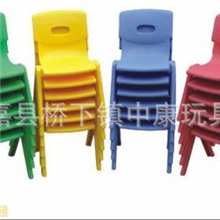 供应批发幼儿园塑料椅子，儿童桌椅，塑料椅子
