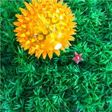 红利闪光毛毛球7.5刺球带哨子厂家直销