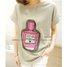 百搭款香水瓶亮片图案休闲短袖T恤