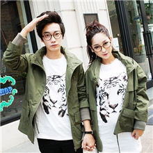 斯托克夫妇情侣装秋装新款外套韩版宽松大码军绿情侣外套