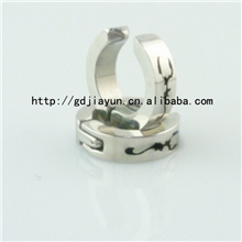 厂家供应不锈钢耳扣无耳洞耳夹抹油耳骨夹男士个性耳环夹耳钉