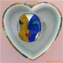 供应纯银镀金.半宝石拼石.抽像面谱戒指，精致手工，令人叹为观止