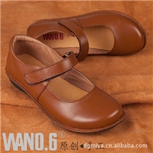 批发零售新款平底平跟牛皮休闲女鞋妈妈鞋老人鞋子女N06-10