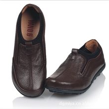 舒适达人必备头层全牛皮休闲平跟深口单鞋女皮鞋大码鞋子N06-23