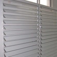 【精品推荐】供应多种铝合金百叶窗(图)