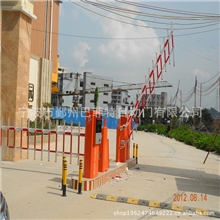 供应豪华自动道闸自动识别票箱豪华直杆防砸道闸显示灯箱道闸