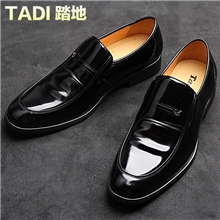 温州品牌新款男士皮鞋男鞋真皮商务休闲鞋厂批发一件代发工作鞋