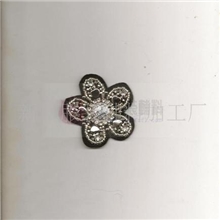 长期供应手工钉钻压克力时尚胸花订珠领花