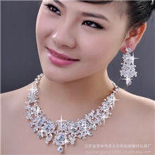 2012新娘婚纱配饰超闪新娘满水钻项链新娘高档配饰不变色褪色